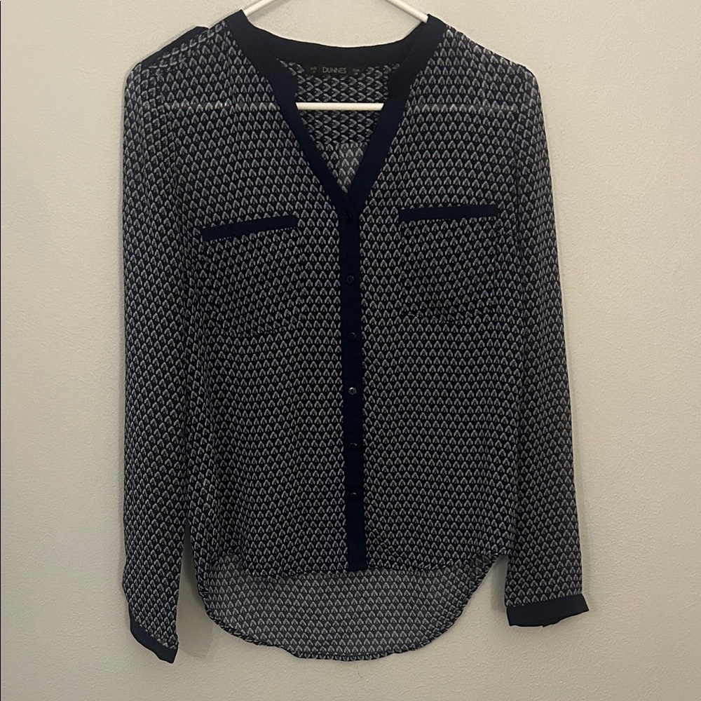 Chic Black and White Patterned Blouse